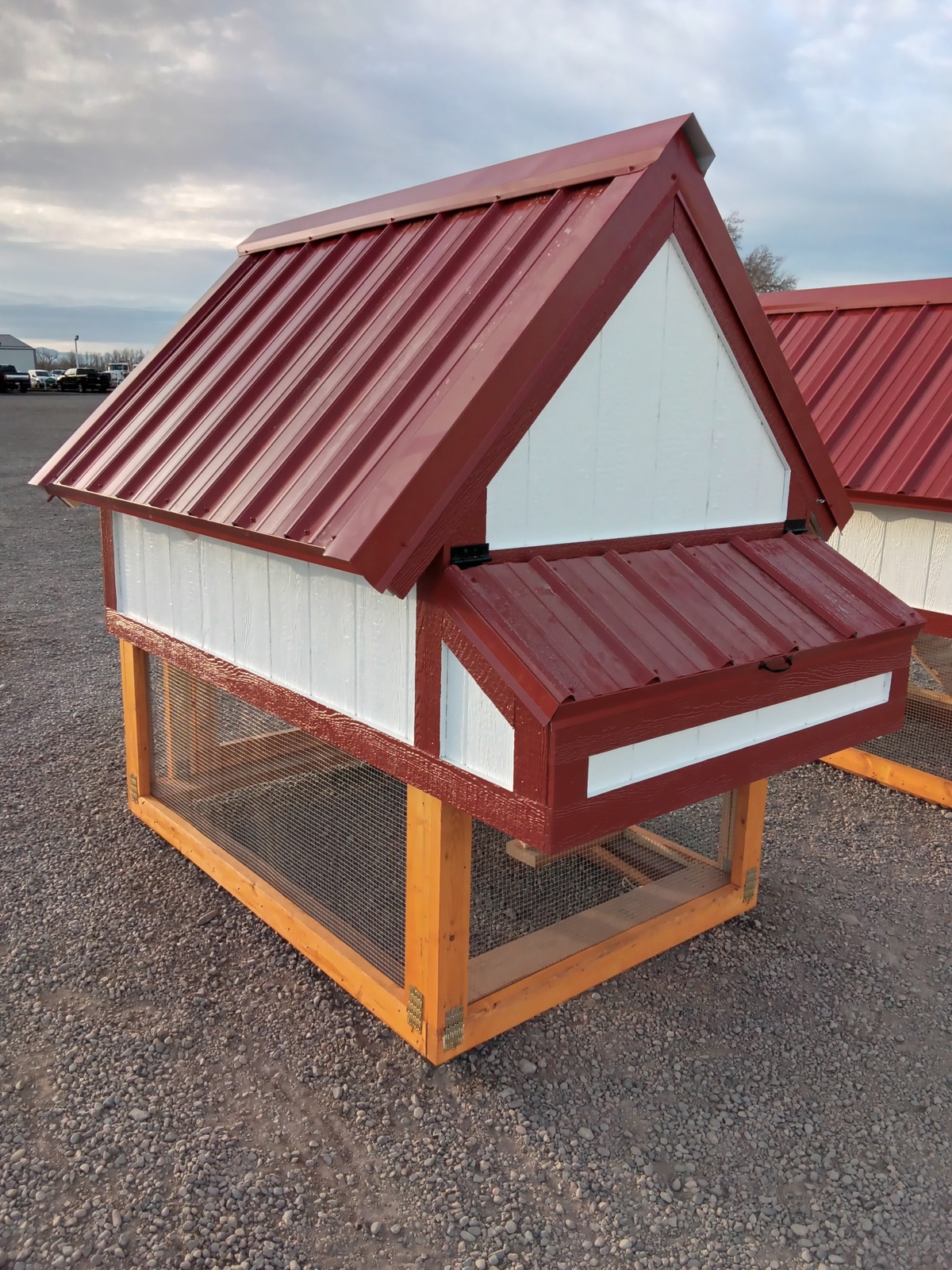Chicken Coop - 2445