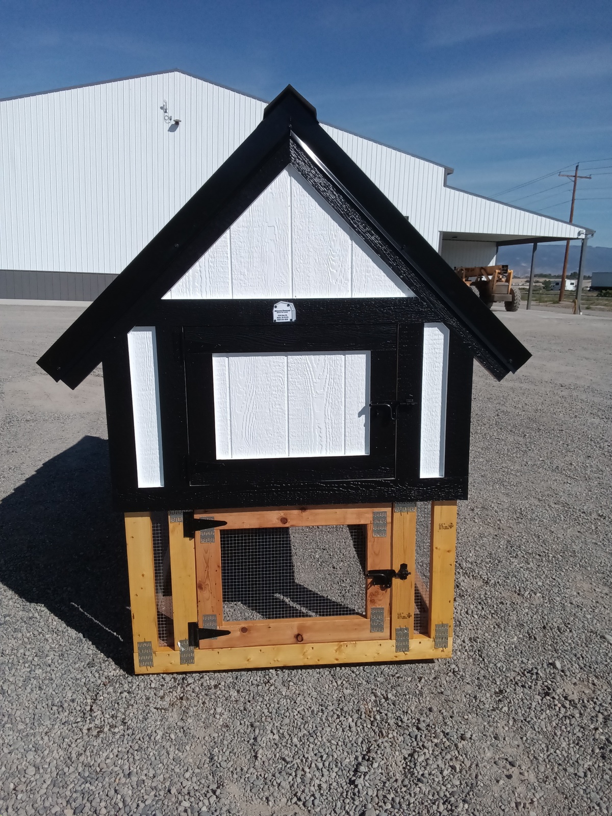 Chicken Coop - 2665