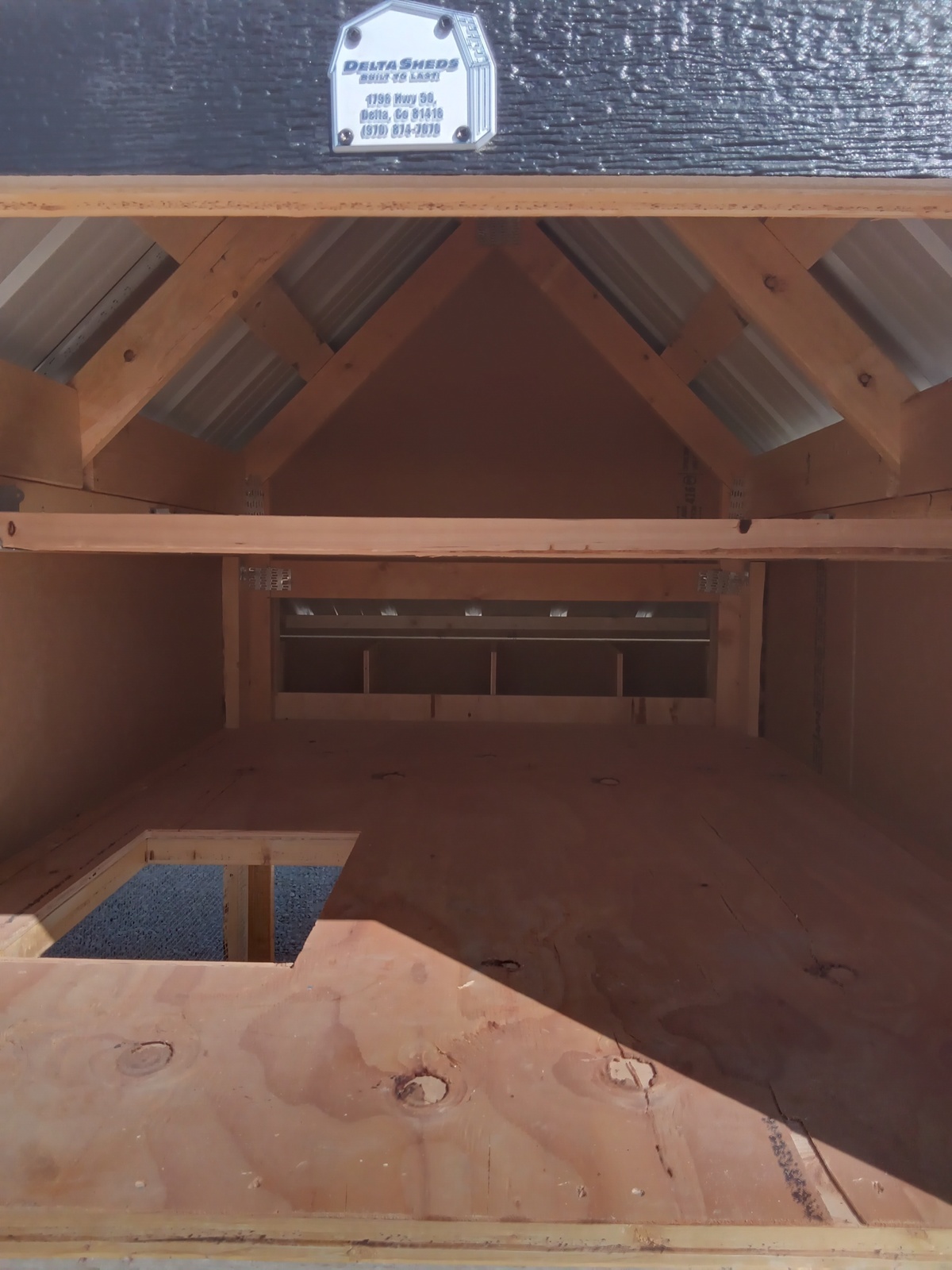 Chicken Coop - 2665