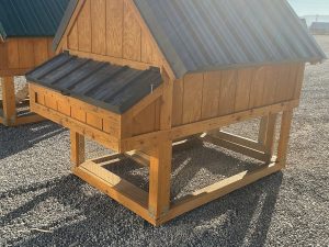 Chicken Coop - 3203 - Image 1