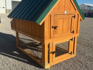 Chicken Coop - 3204 - Image 1