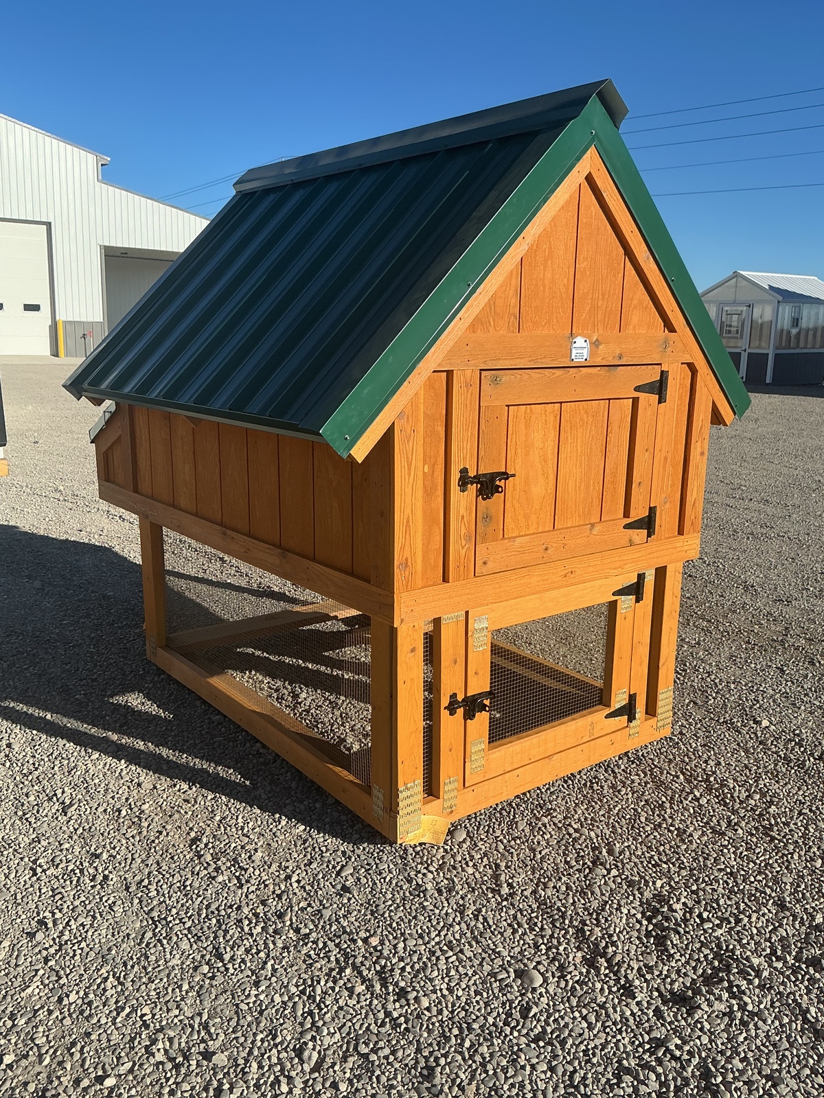 Chicken Coop - 3204