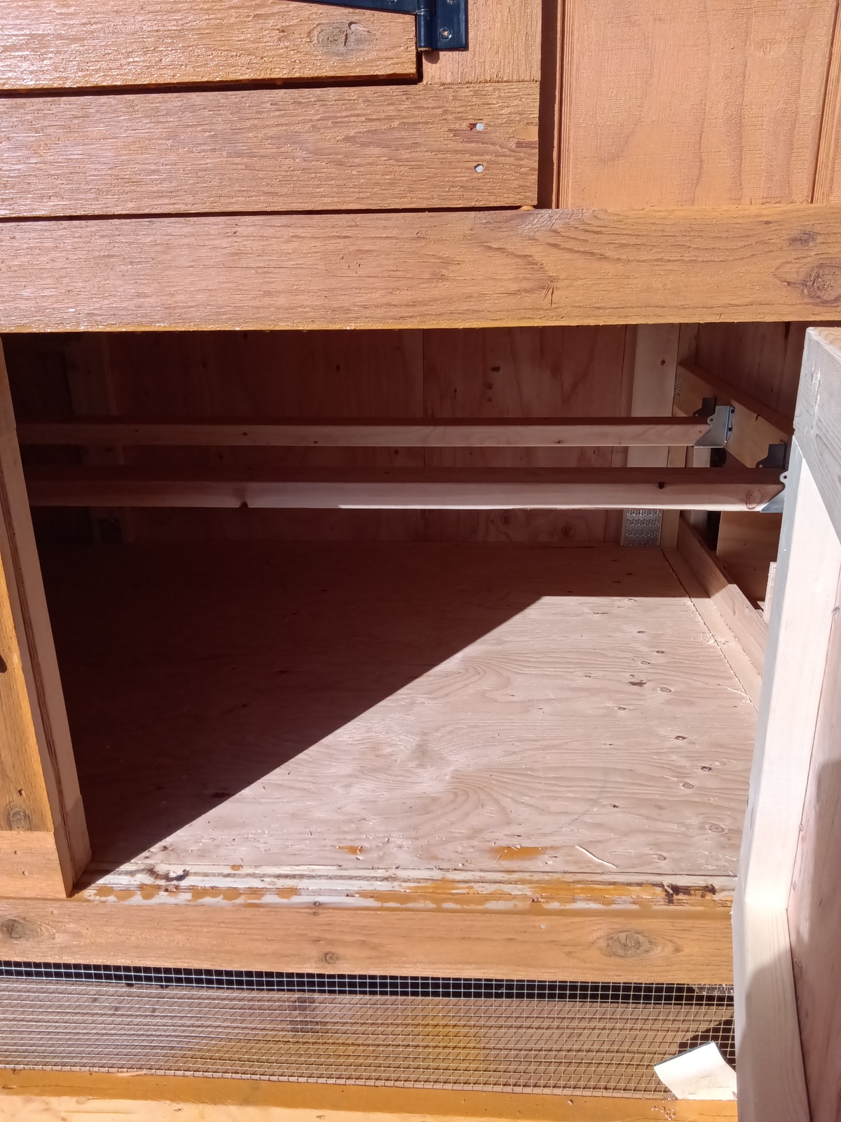 Chicken House - 2435