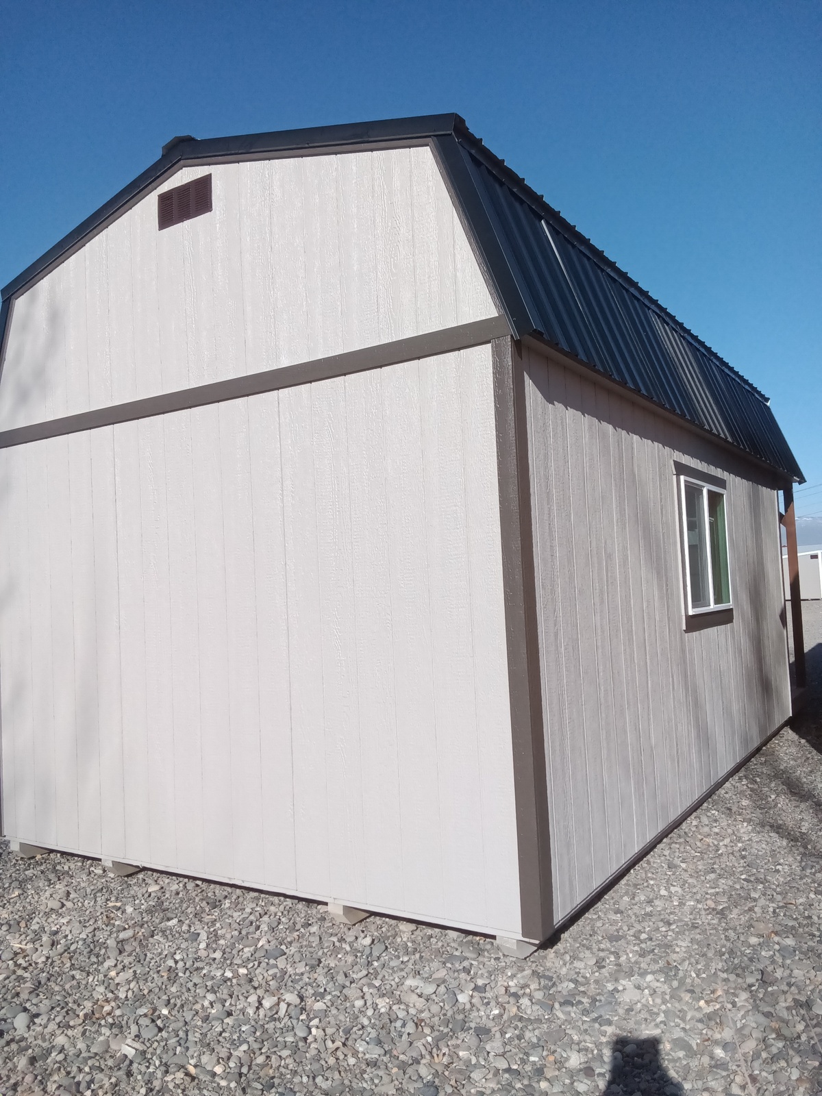 Lofted Dutch Cabin - 2413